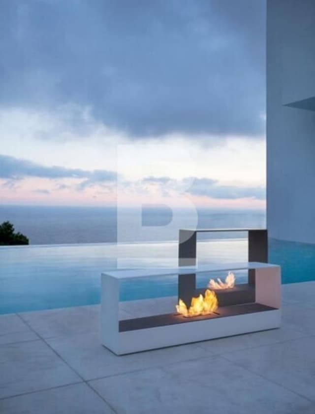 Fully-detached Villa For Sale